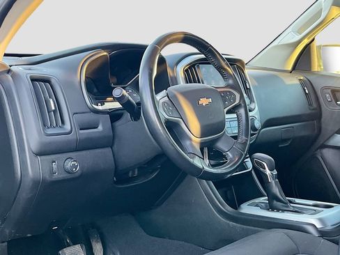 Used 2022 Chevrolet Colorado LT image 9