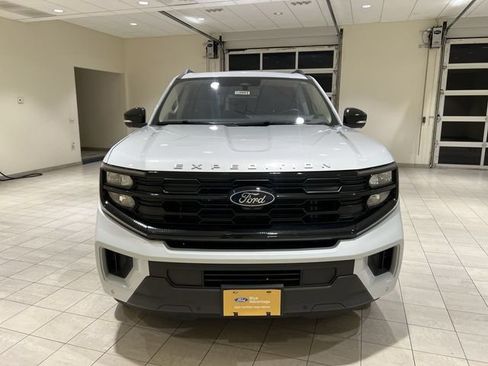 Certified 2025 Ford Expedition Max Active AWD/4WD image 8