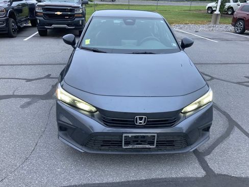 Used 2022 Honda Civic Sport image 2