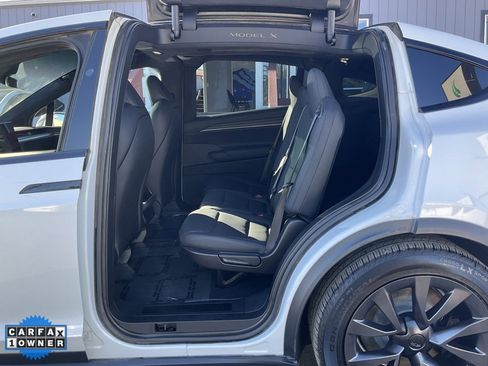 Used 2023 Tesla Model X image 24