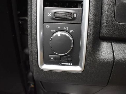 Used 2024 RAM 1500 Classic SLT AWD/4WD image 22