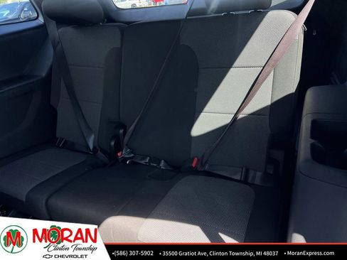 Certified 2023 Chevrolet Traverse LT FWD image 14
