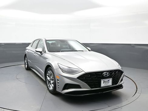 Certified 2023 Hyundai Sonata SEL FWD image 3