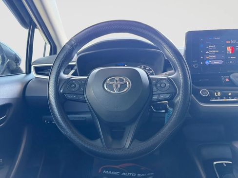 Used 2024 Toyota Corolla LE FWD image 27