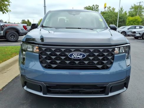 Used 2026 Ford Maverick XLT w/ XLT Luxury Package AWD/4WD image 2