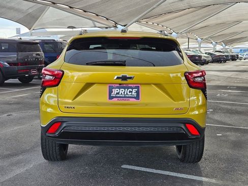 Used 2024 Chevrolet Trax RS w/ Driver Confidence Package FWD image 7