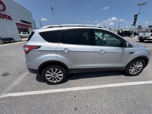 Used 2017 Ford Escape Titanium AWD/4WD image 14