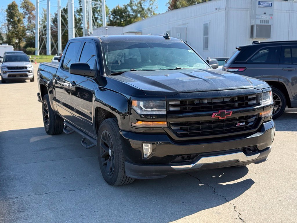 Used 2016 Chevrolet Silverado 1500 LT w/ All Star Edition AWD/4WD image 4