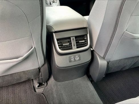 Used 2023 Subaru Legacy Premium AWD/4WD image 30