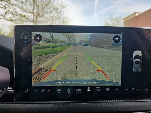 Used 2023 Lincoln Corsair Reserve image 24