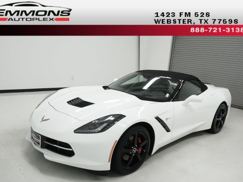 Used 2015 Chevrolet Corvette Stingray Convertible w/ 2LT Preferred Equipment Group RWD image 1