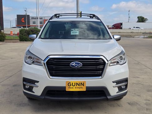 Used 2022 Subaru Ascent Touring AWD/4WD image 2