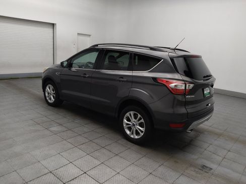 Used 2018 Ford Escape SE FWD image 3