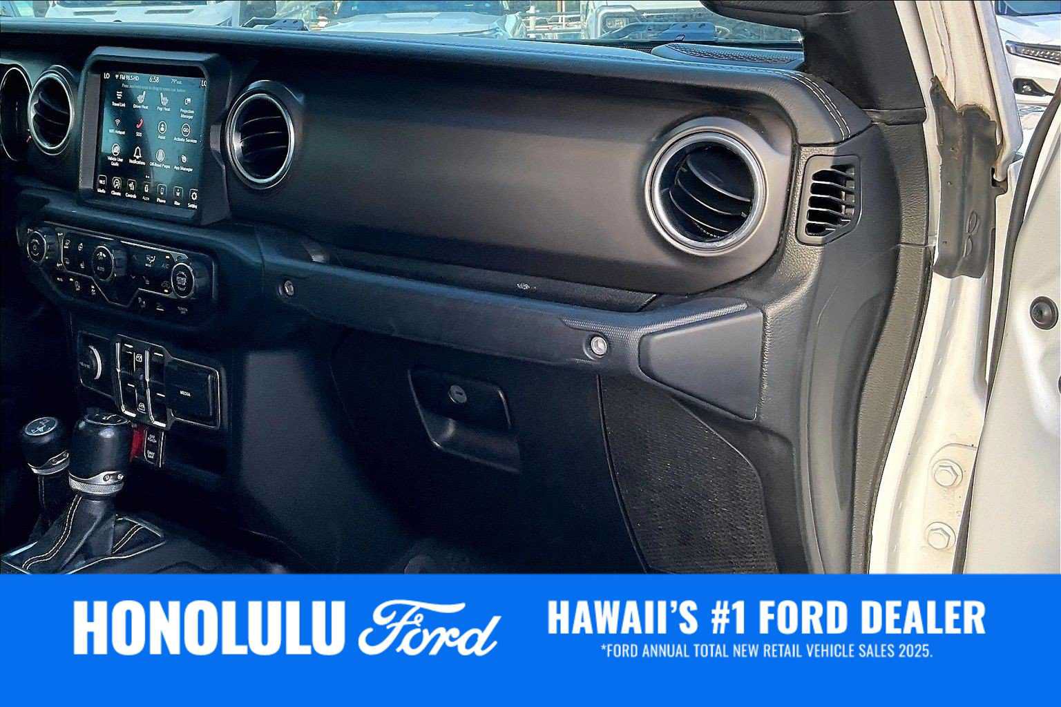 Used 2020 Jeep Gladiator Rubicon AWD/4WD image 23