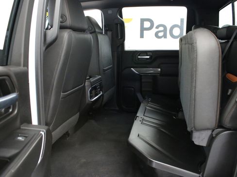 Used 2022 GMC Sierra 2500 AT4 w/ AT4 Premium Plus Package AWD/4WD image 29