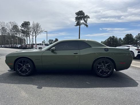 Used 2021 Dodge Challenger R/T w/ Blacktop Package image 7