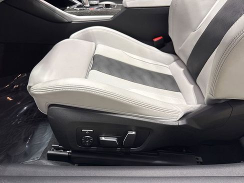 Used 2025 BMW M4 xDrive Competition w/ Executive Package image 15