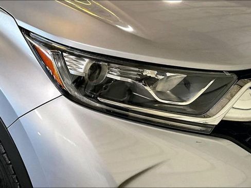 Used 2017 Honda CR-V EX image 4