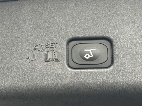 New 2026 Lincoln Nautilus Reserve image 19