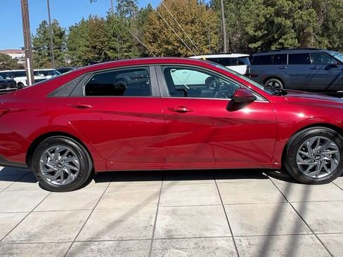 Certified 2024 Hyundai Elantra SEL image 14
