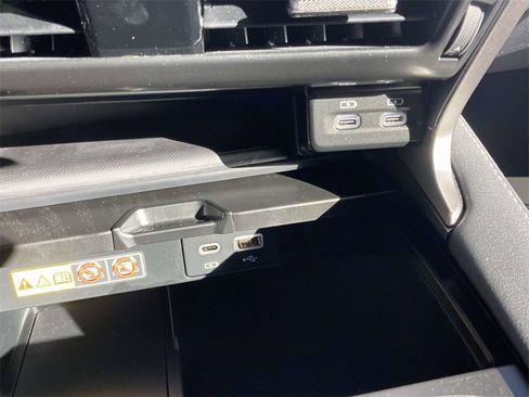 Used 2025 Lexus RX 350 Premium image 16