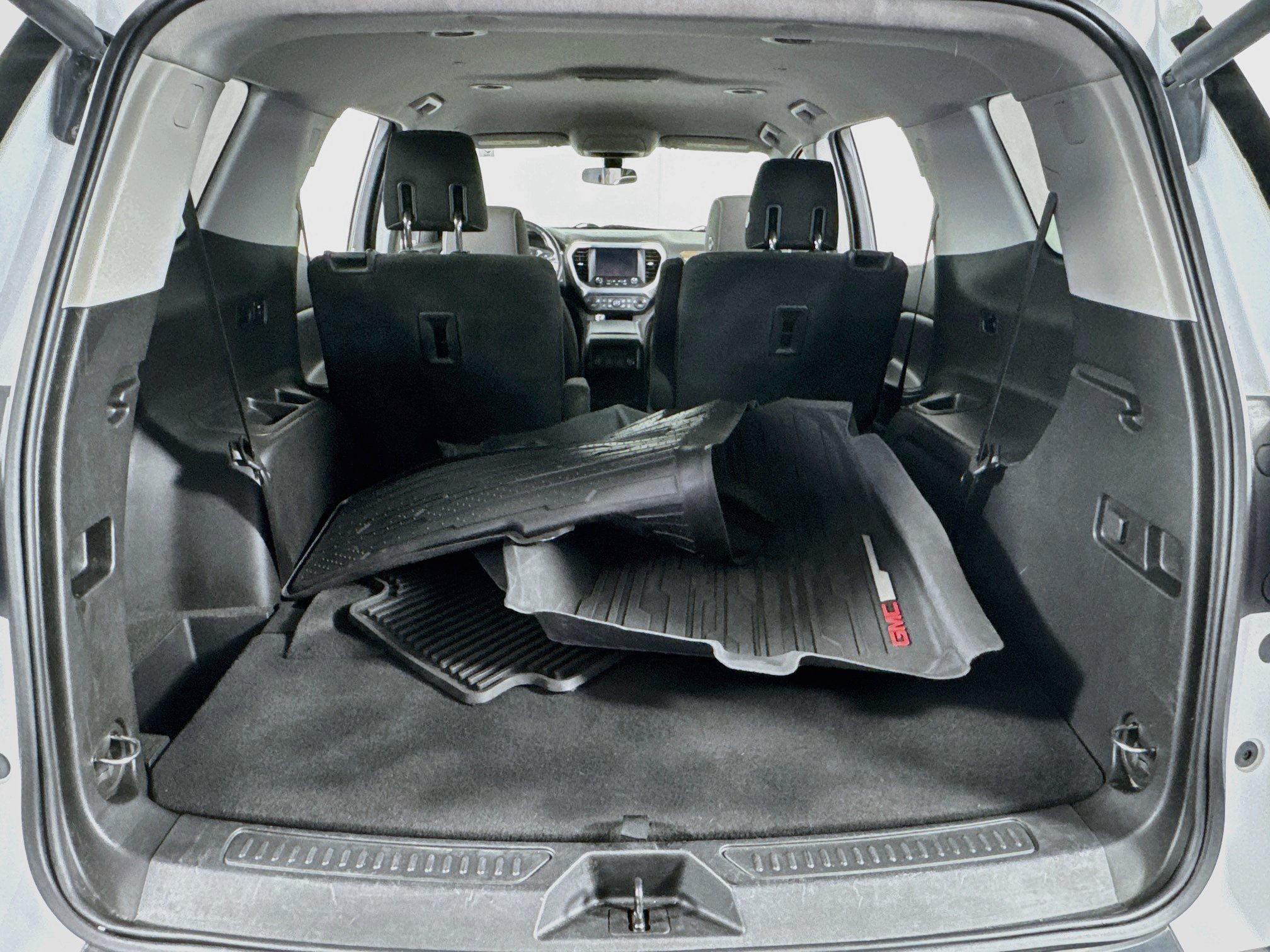 Used 2019 GMC Acadia SLE AWD/4WD image 19