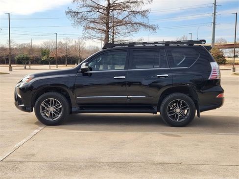 Used 2019 Lexus GX 460 image 4