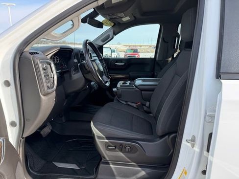 Used 2021 Chevrolet Silverado 1500 LT image 15