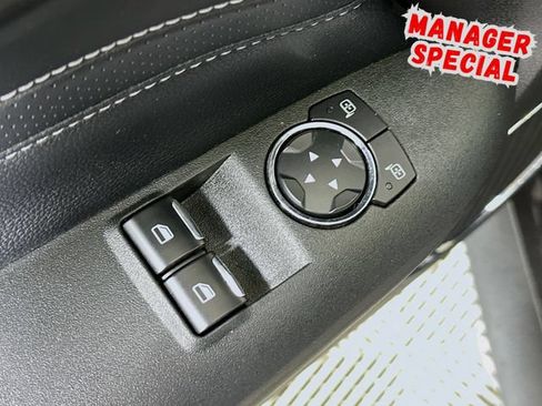 Used 2022 Ford Mustang GT Premium w/ Equipment Group 401A RWD image 20
