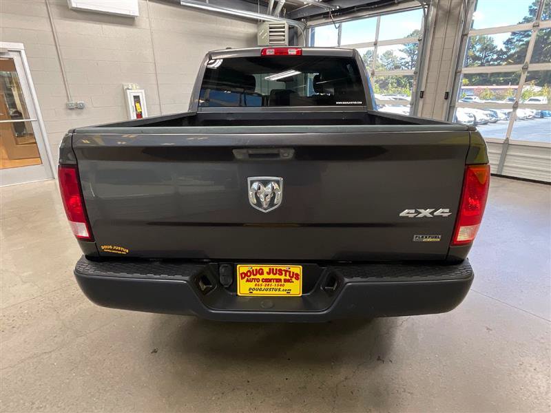 Used 2016 RAM 1500 ST AWD/4WD image 4