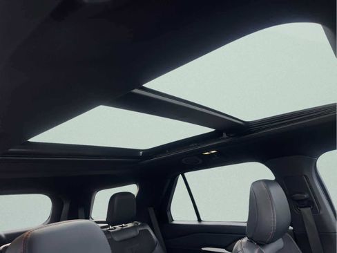 Used 2025 Ford Explorer ST w/ Sun And Sound Package image 13