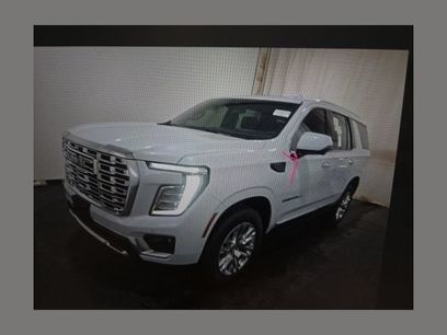 Used 2026 GMC Yukon Denali w/ Sun & Power Step Package