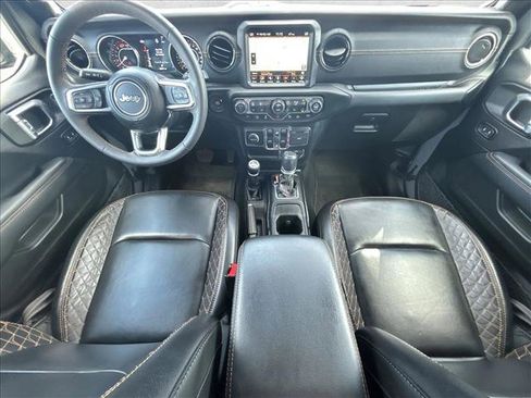 Used 2023 Jeep Wrangler Unlimited Sahara AWD/4WD image 18