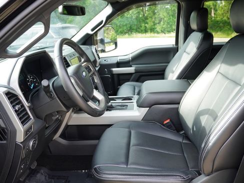 Certified 2019 Ford F150 Lariat AWD/4WD image 17