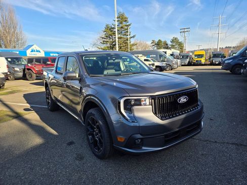 New 2026 Ford Maverick Lobo image 3