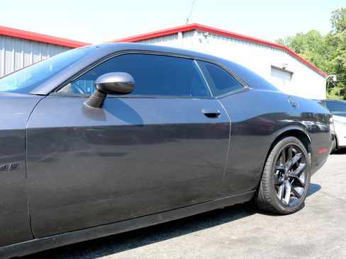 Used 2023 Dodge Challenger R/T w/ Blacktop Package image 8