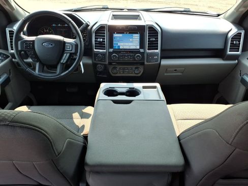 Used 2016 Ford F150 XLT w/ Equipment Group 302A Luxury AWD/4WD image 12