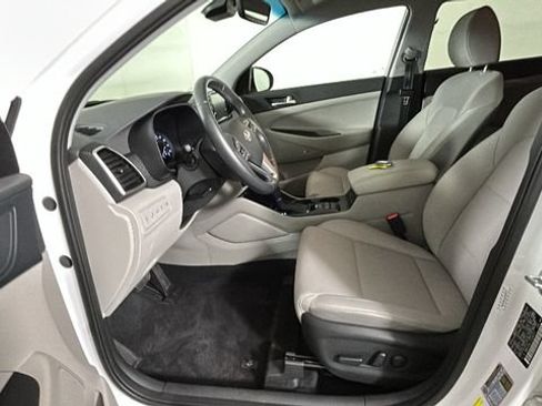 Used 2020 Hyundai Tucson Sport FWD image 11