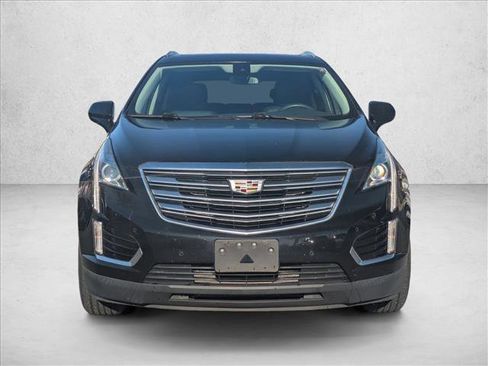 Used 2018 Cadillac XT5 Luxury w/ Driver Awareness Package image 8
