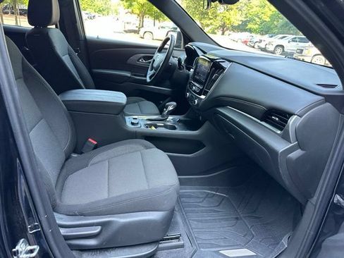 Used 2023 Chevrolet Traverse LT w/ LPO, Floor Liner Package AWD/4WD image 23