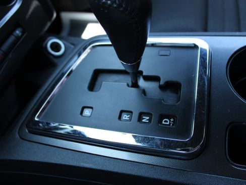 Used 2014 Dodge Challenger SXT RWD image 44