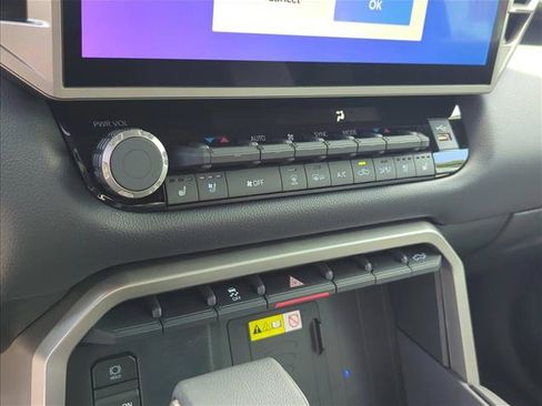 New 2026 Toyota Tundra Limited AWD/4WD image 24