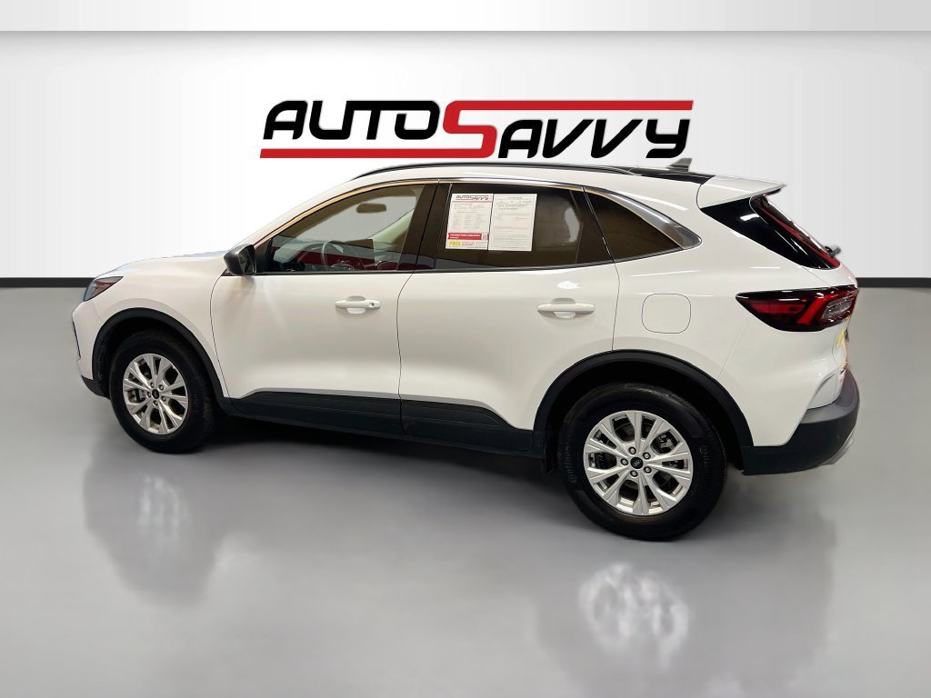 Used 2024 Ford Escape Active w/ Tech Pack #1 AWD/4WD image 4