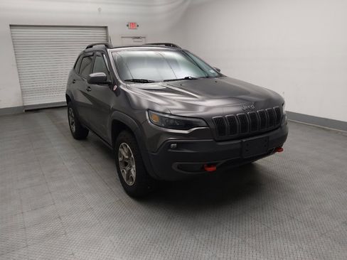 Used 2020 Jeep Cherokee Trailhawk w/ Cold Weather Group AWD/4WD image 13