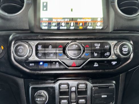 Used 2021 Jeep Wrangler Unlimited Rubicon 4xe w/ Cold Weather Group image 33