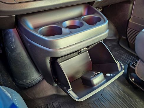 New 2025 GMC Savana 3500 Work Van 3D Extended Cargo Van w/ Driver Convenience Package image 23