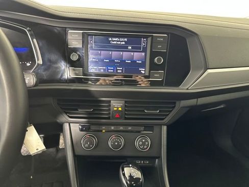 Used 2024 Volkswagen Jetta S image 21