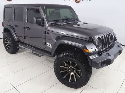 Used 2020 Jeep Wrangler Unlimited Sport S AWD/4WD image 17