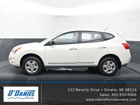 Used 2012 Nissan Rogue S AWD/4WD image 2