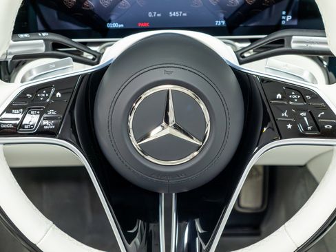 Used 2023 Mercedes-Benz Maybach S 680 4MATIC image 79